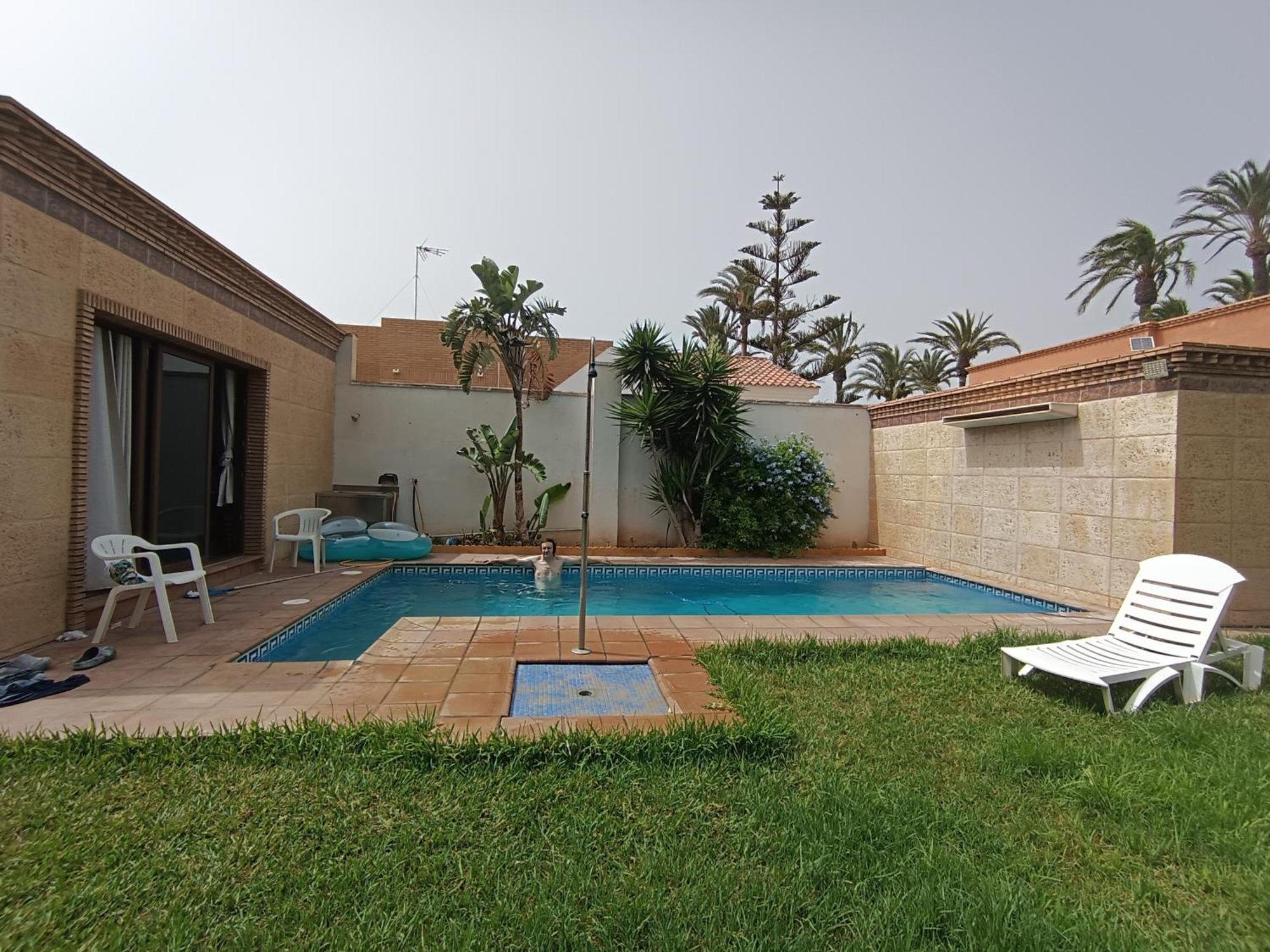 De Invitados Con Piscina Apartment Roquetas de Mar
